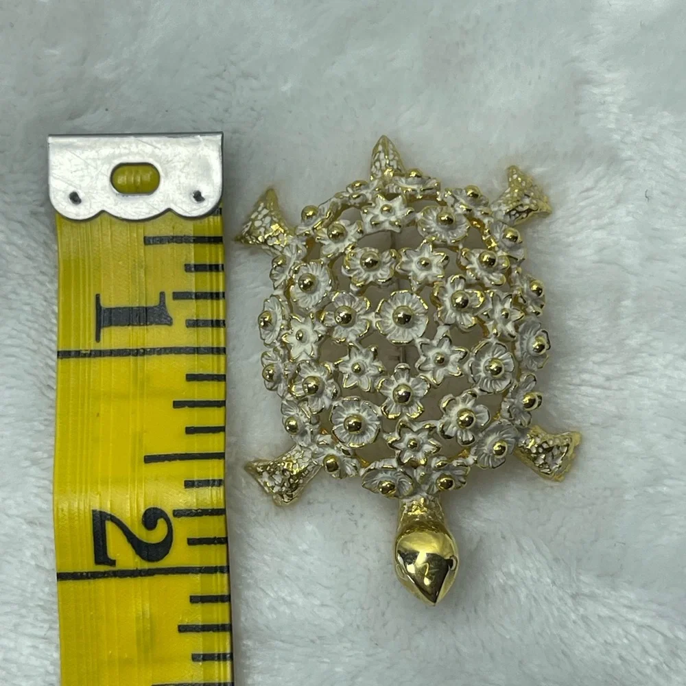 Vintage Tortolani  gold white turtle brooch